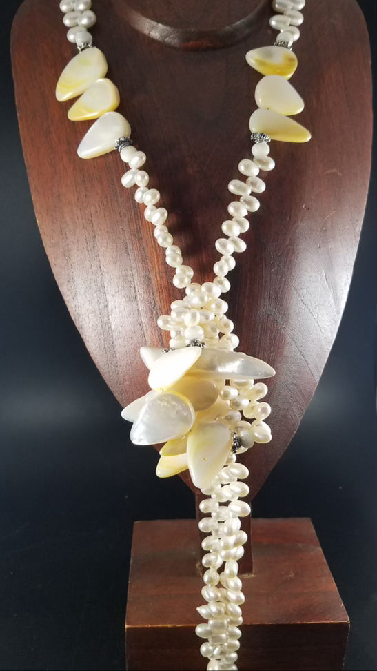 Luxe Pearl Lariat