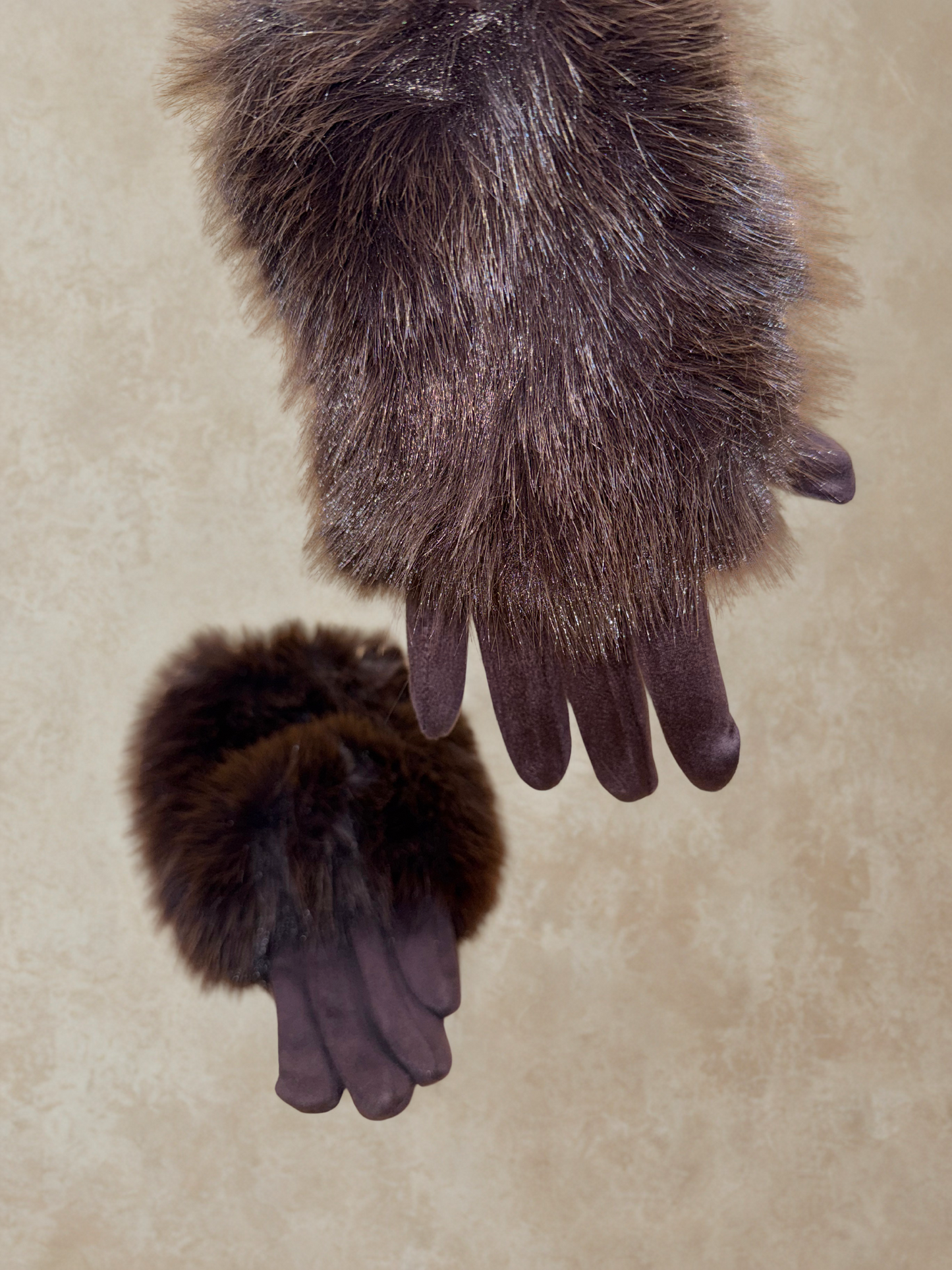 Glam Leather Gloves with Plush Fur Cuffs - Brown