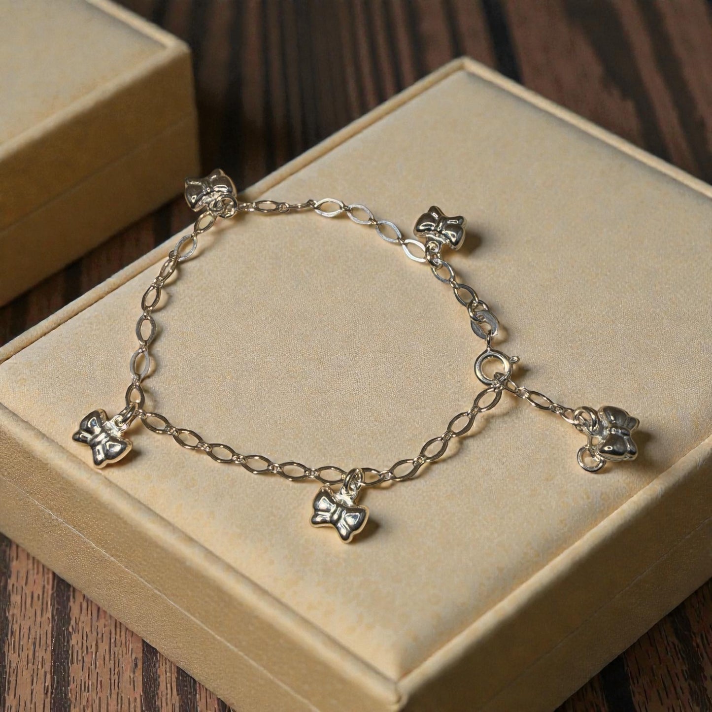Children’s Sweet Bow Charm Bracelet
